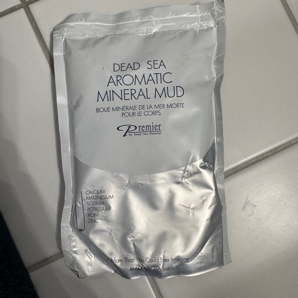 Dead Sea aromatic mineral mud